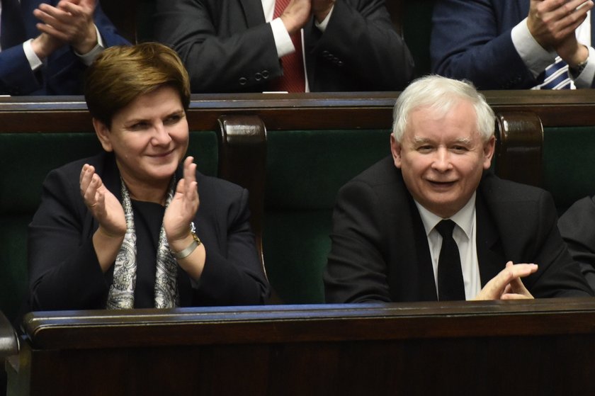 Prezes PiS Jarosław Kaczyński i premier Beata Szydło