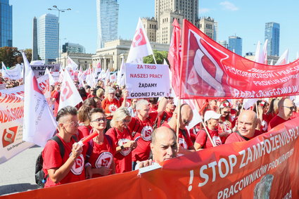 To była pięta achillesowa rządu Donalda Tuska. Będą słuchać firm i pracowników?