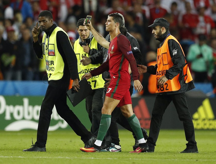 Jest kara za selfie z Cristiano Ronaldo