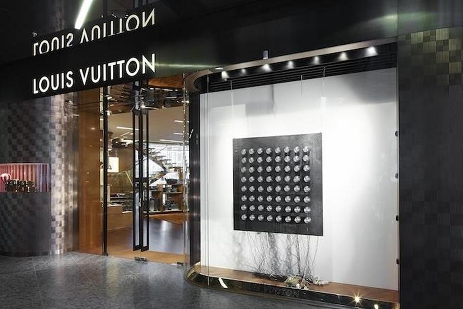 Tak wygląda salon Louis Vuitton na zewnątrz