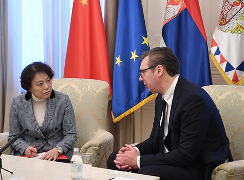 Aleksandar Vučić, Čen Bo