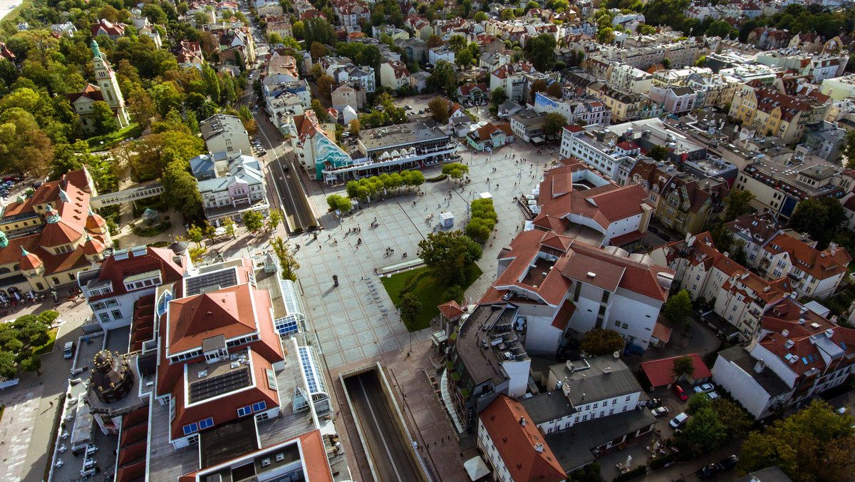 Sopot: Wandal pomalował zabytkową kamienicę. Straty 17 tys. zł