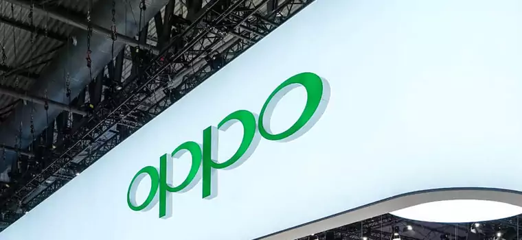 Oppo opatentowało smartfona ze zwijanym ekranem. Tak widzi go Tom Ford