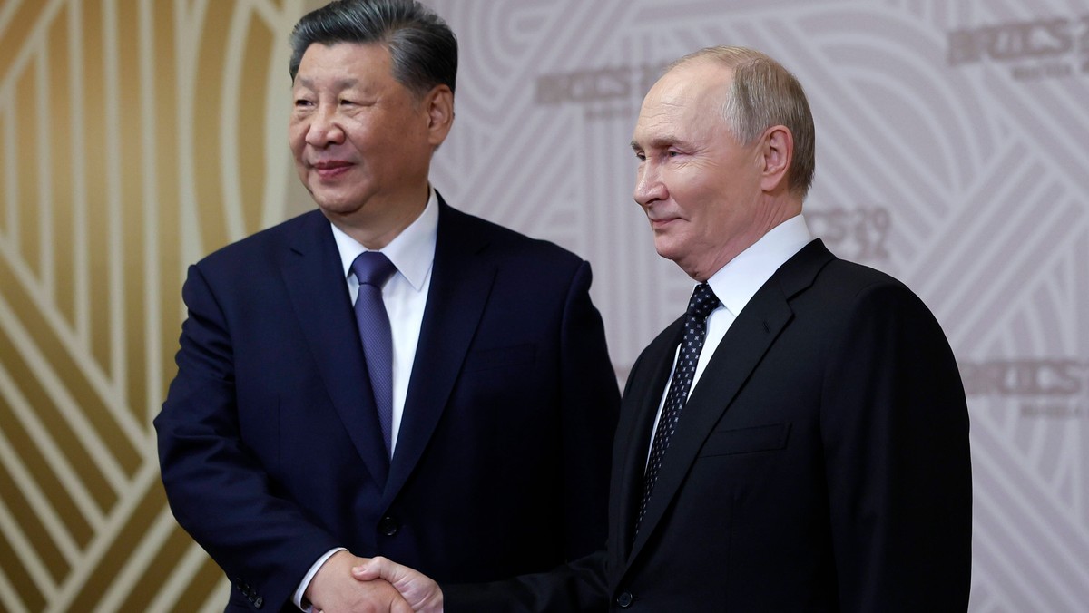 Chiny zamykają porty dla rosyjskiej floty. Putin żąda rozmów z Xi Jinpingiem [Źródło: Onet]