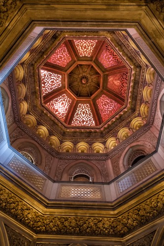 Zamek Monserrate jest równie piękny jak znajdujący się przy nim park