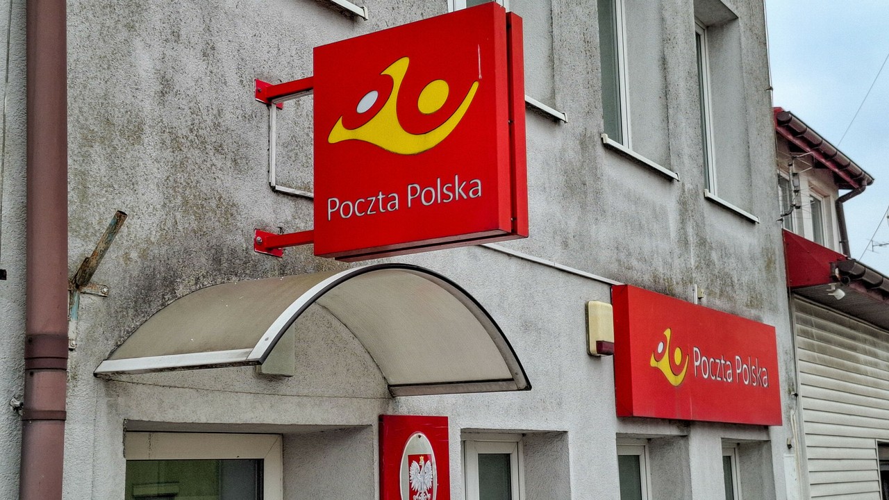 O postępowaniu dowiedziała się od komornika. Listonosz nie dostarczył awizo