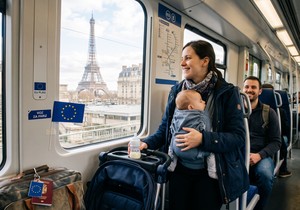 Putovanje sa bebom u EU - ilustracija napravljena korišćenjem veštačke inteligencije