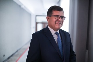 Uściński: Jest jeszcze czas na ocieplenie domów przed zimą [WYWIAD]