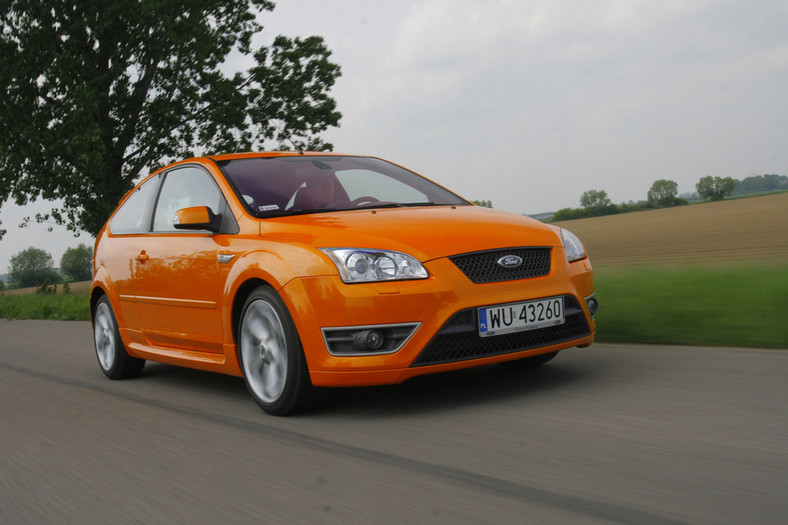 Opel Vectra GTS 2.8 V6 Turbo kontra Ford Focus ST: druga strona mocy