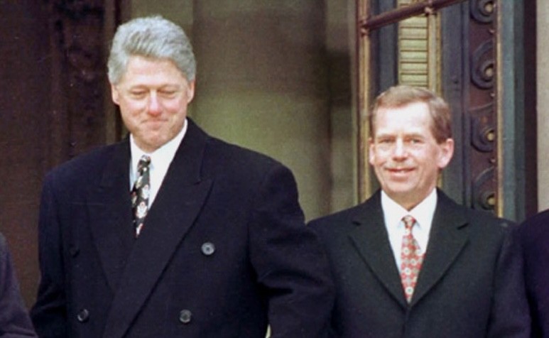 Bývalý prezident Bill Clinton a exprezident Václav Havel. 