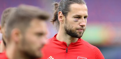 Krychowiak mocno poszkodowany po meczu z Belgią. "Wygląda jak rambo" [ZDJĘCIA]