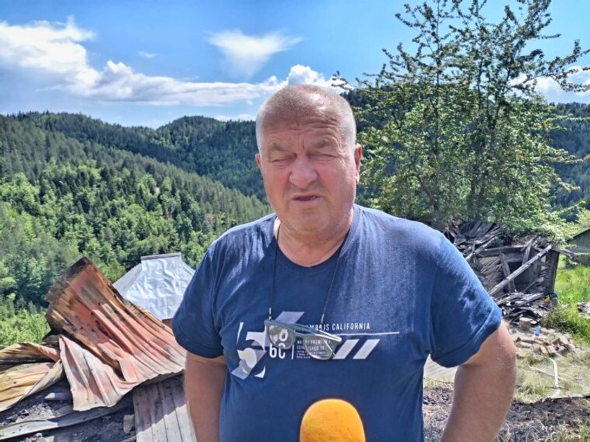 Milojica Jarčević čija je kuća izgorela