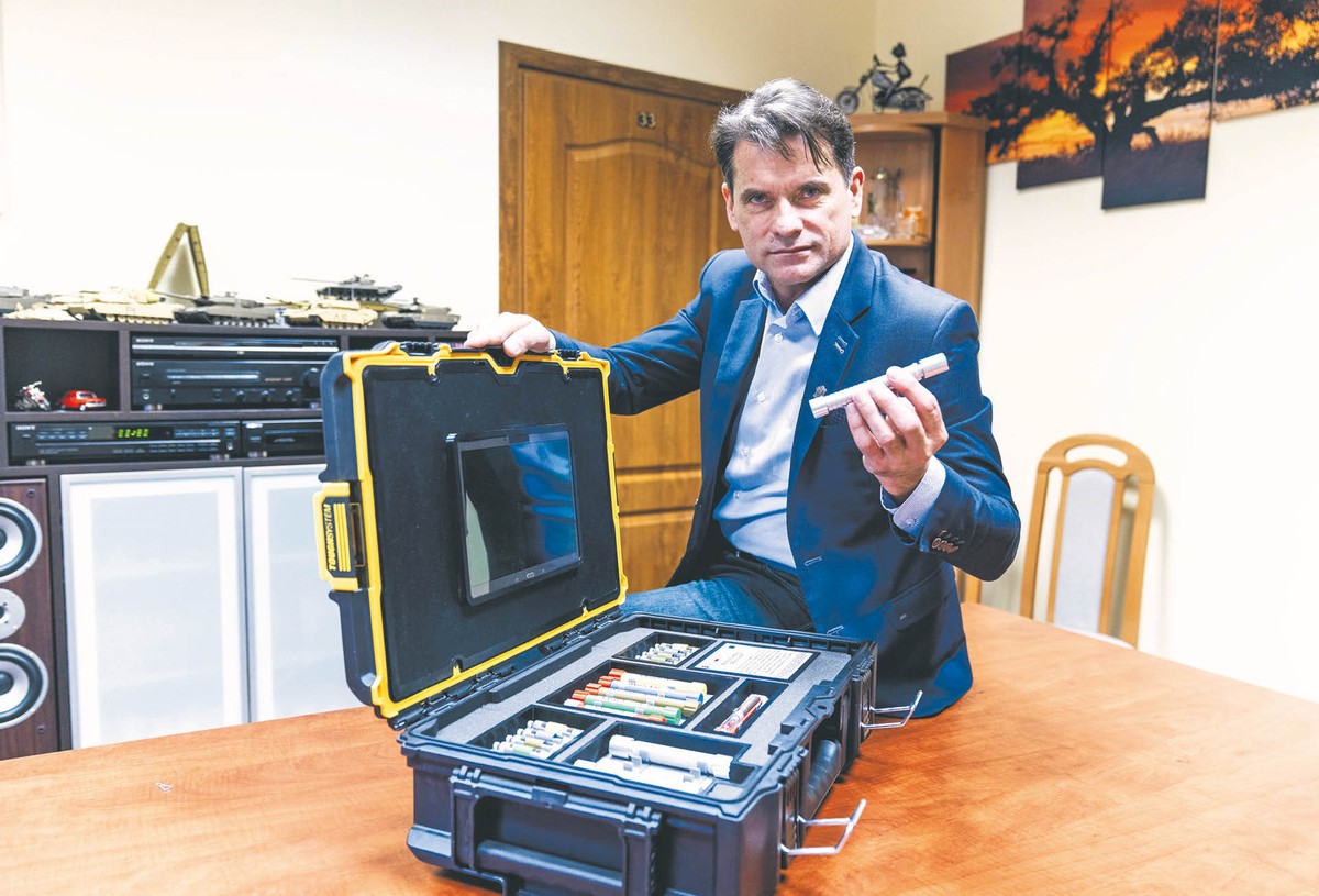 Dr hab. inż. Adam Bartnicki, kierownik zespołu projektowego Wojskowej Akademii Technicznej w Warszawie/[Eureka! DGP]