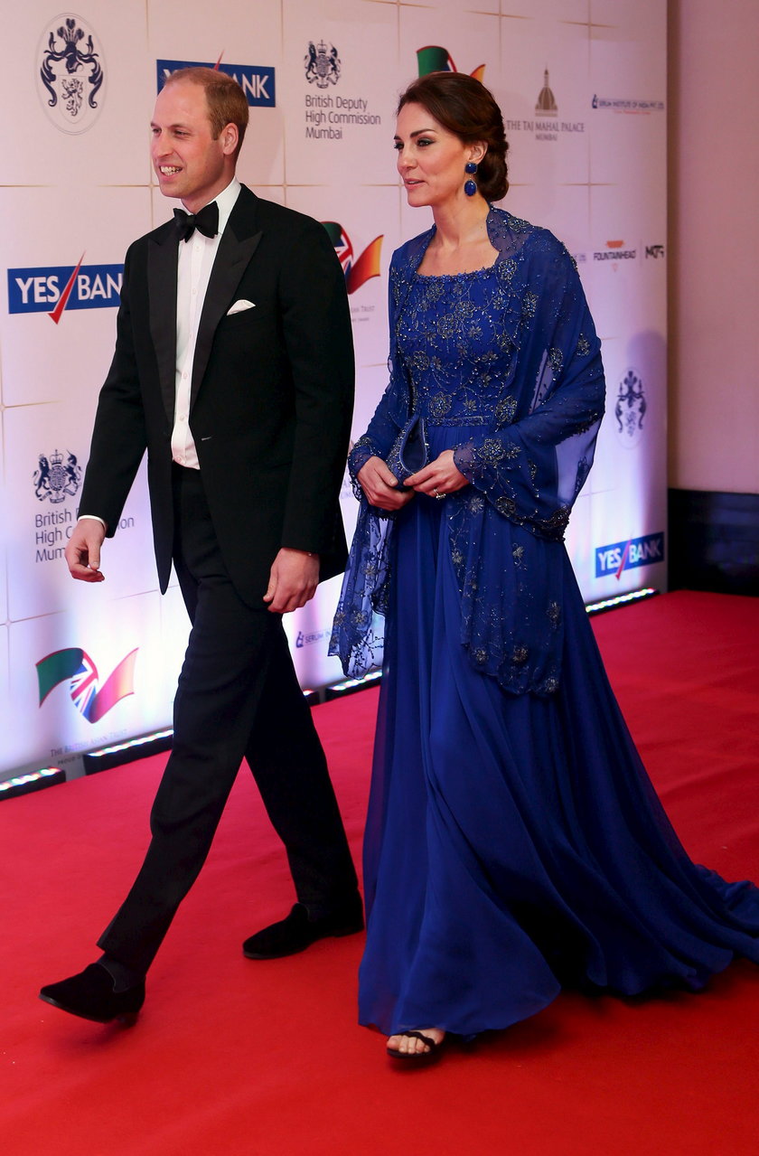 Księżna Kate w sukience Jenny Packham podczas oficjalnej kolacji w Mombaju