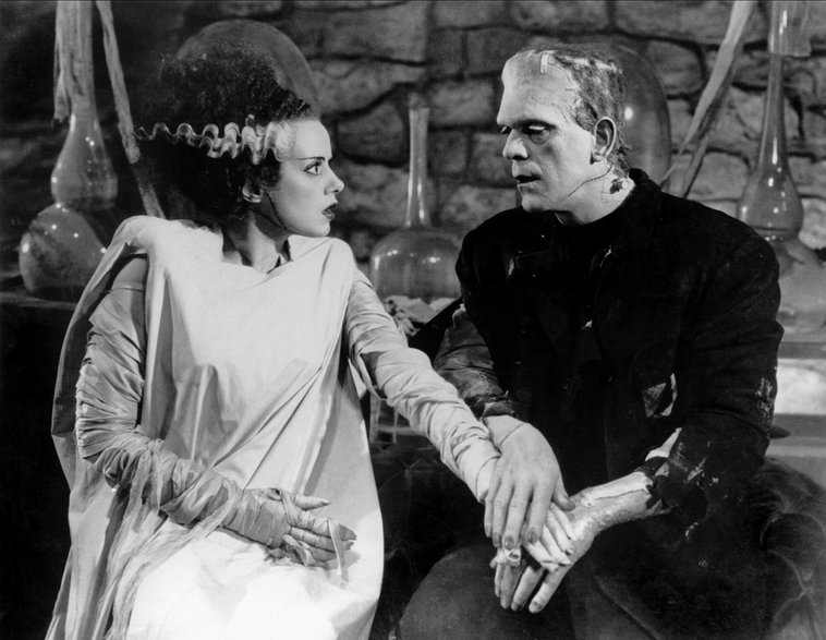 Elsa Lanchester i Boris Karloff w filmie "Narzeczona Frankensteina" (1935)