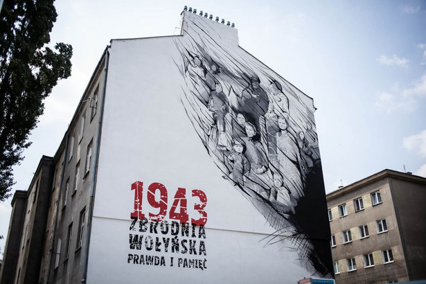 Mural "1943 Zbrodnia Wołyńska. Prawda i pamięć". Młynarska róg Żytniej w Warszawie