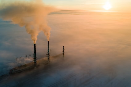 Cele klimatyczne są, ale klimatu nie zmienią. Tak to robią największe polskie spółki