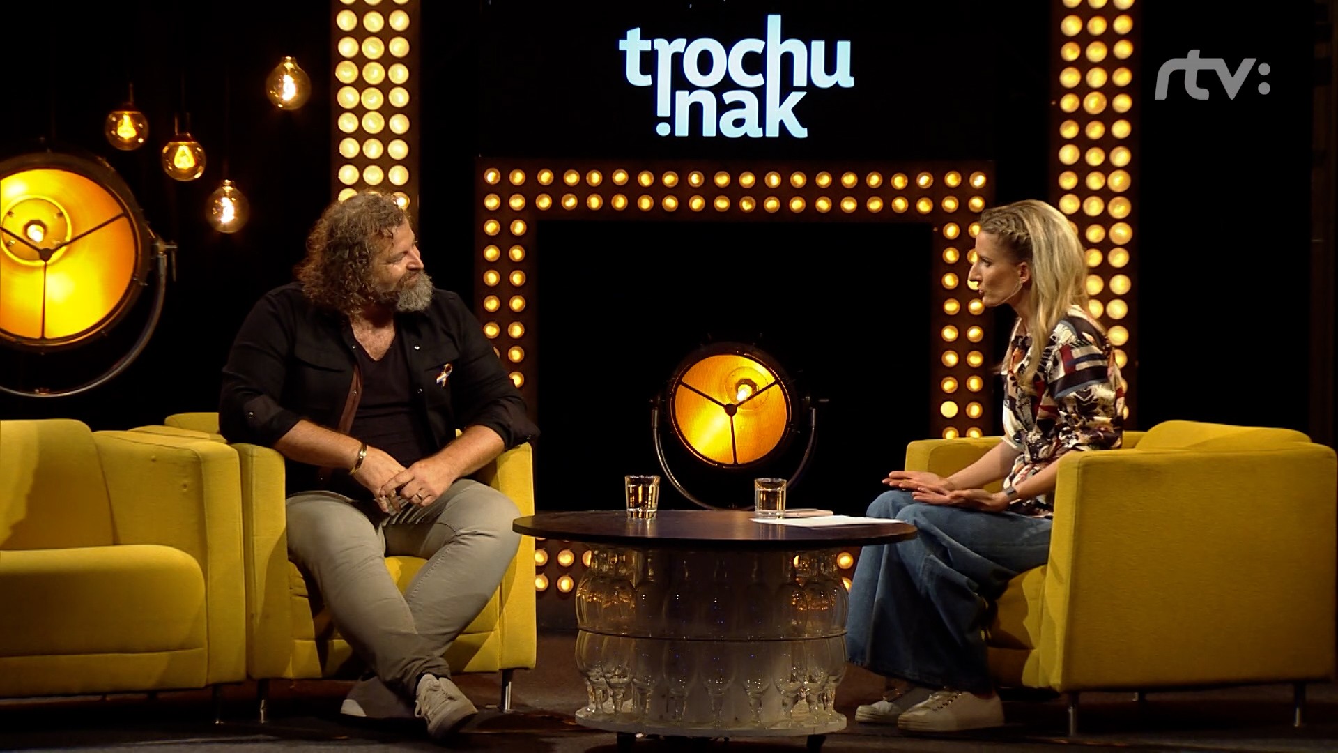 Talkšou Trochu inak s Adelou.