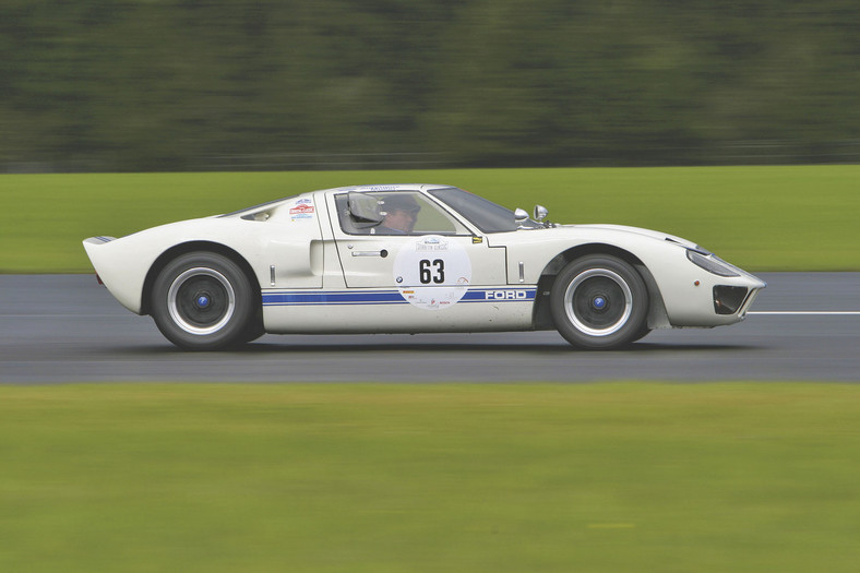 Ford GT40