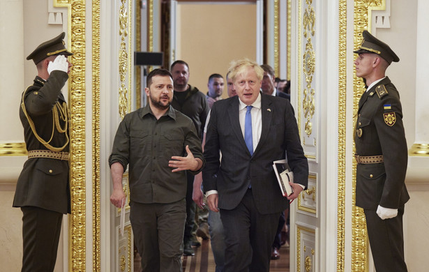 Boris Johnson złożył niezapowiedzianą wizytę w Kijowie