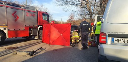 Śmiertelny wypadek w Gdańsku!  Kobieta jadąca hulajnogą zginęła w zderzeniu z autem!