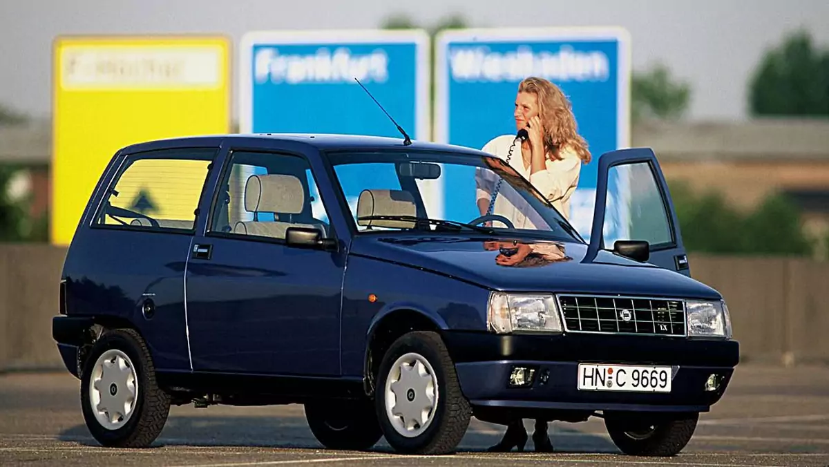 Lancia Y10