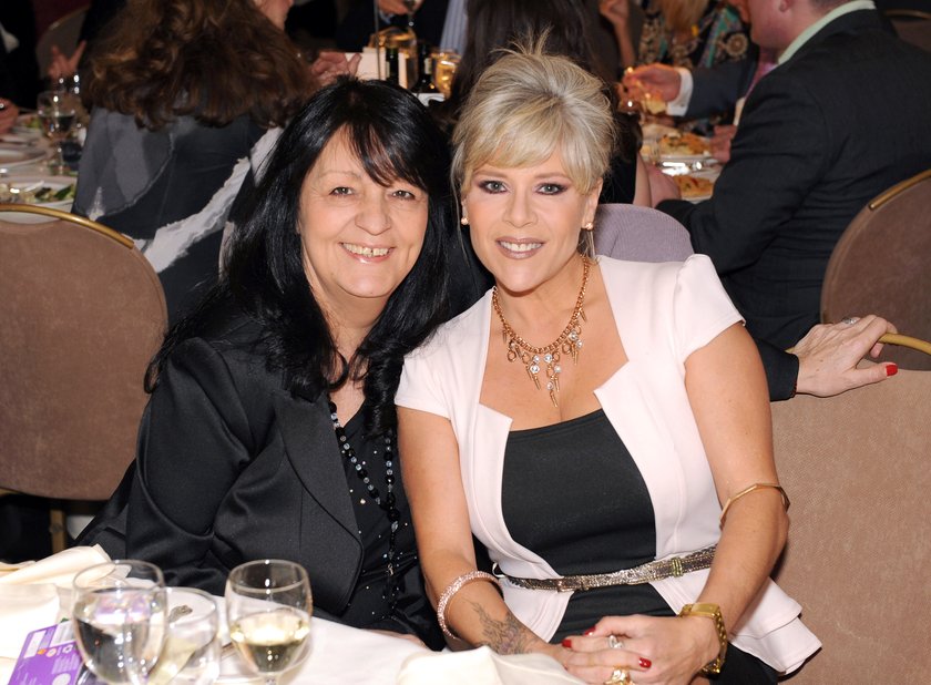 Samantha Fox i Myra Stratton