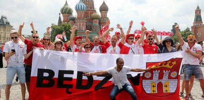 Polacy opanowali Moskwę. Szaleństwo kibiców na Placu Czerwonym
