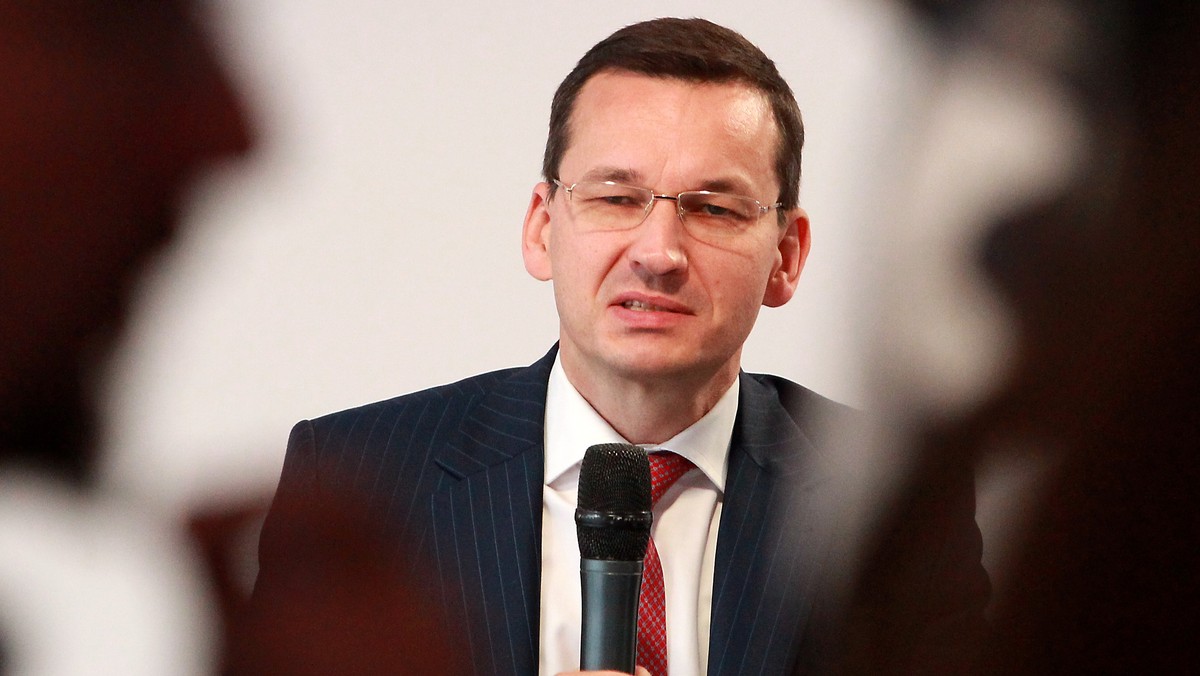 Możliwa jest zmiana co do charakteru podatków bankowego i handlowego w 2017 r. - ocenił wicepremier, minister rozwoju Mateusz Morawiecki w Krynicy. Dodał, że nie polegałaby ona ani na ich zaostrzeniu, ani na poluzowaniu, lecz na "dostosowaniu".