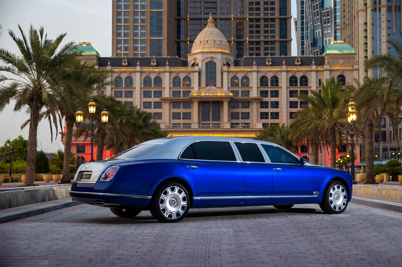 Bentley Mulsanne Grand Limousine by Mulliner z 2015 r.