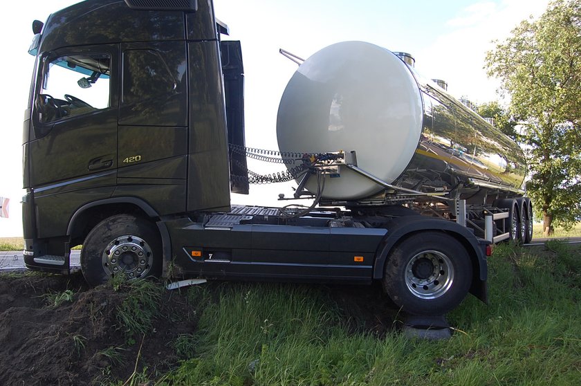 Tragiczny wypadek pod Głogowem. Niemowlę w szpitalu