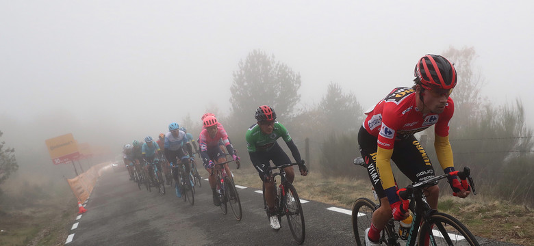 Vuelta a Espana: Primoż Roglić mimo słabości obronił koszulkę lidera, wygra wyścig