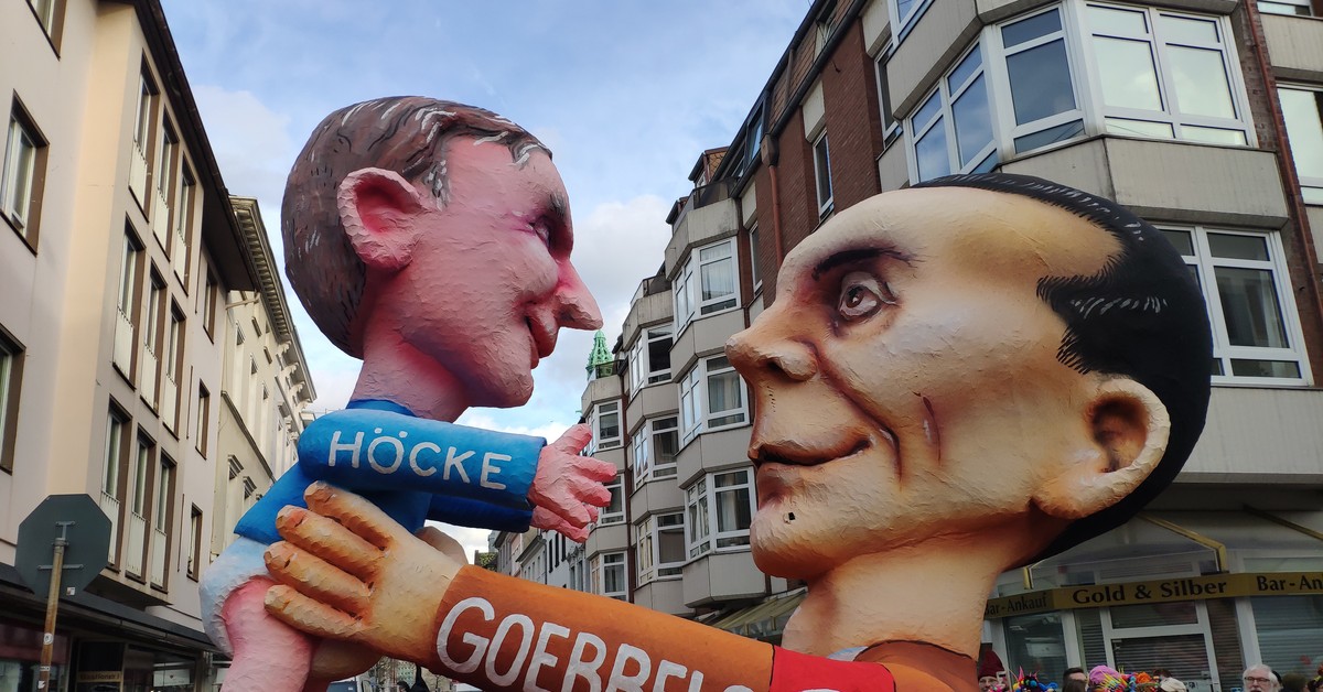 AfD może zdobyć dwa landy. Niemcy pamiętają, od czego zaczynali naziści