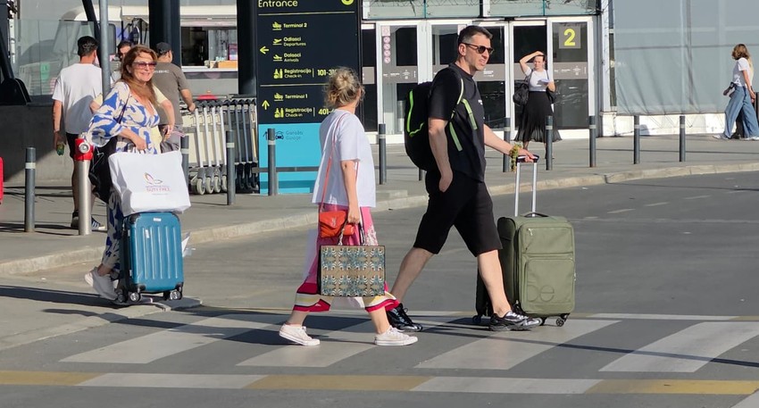 Branka Pujić, Viktor Savić i Sandra Tomić