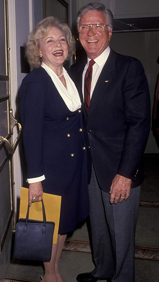 Jackie Cooper i Betty White (1993)