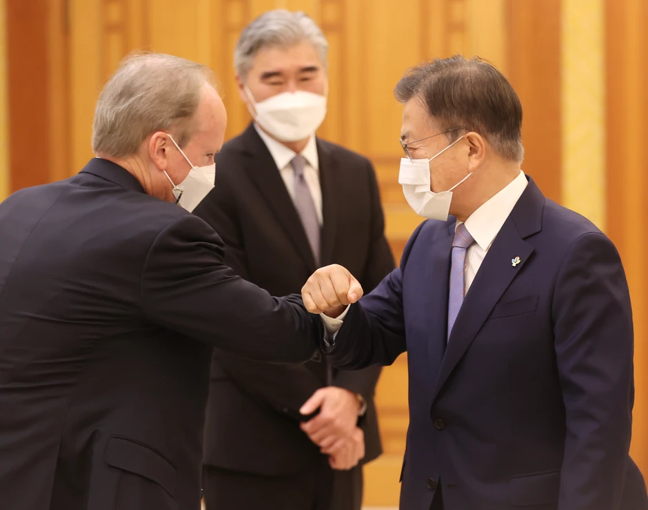 Pregovori u Seulu - Mun Dže In (R), Sung Kim (C) i američki ambasador Rob Repson