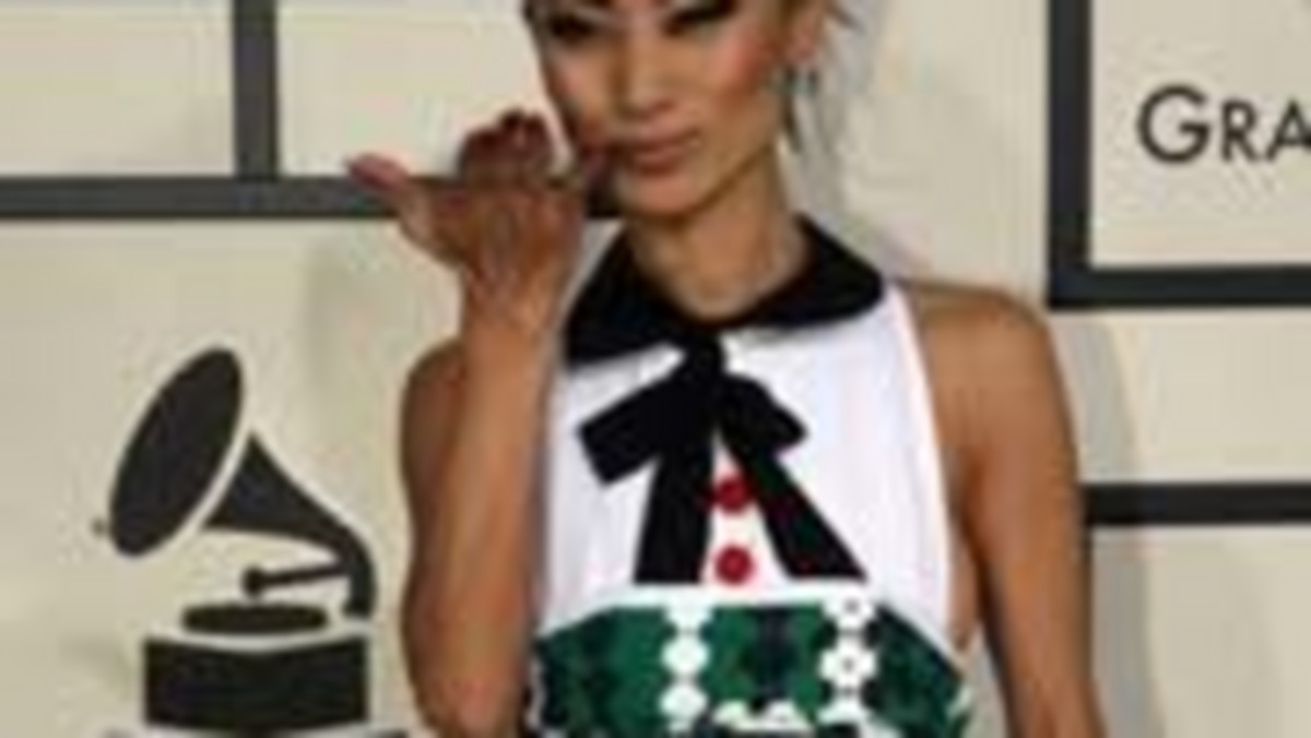 Chińska aktorka Bai Ling została aresztowana pod zarzutem kradzieży dwóch magazynów i dwóch opakowań baterii na lotnisku w Los Angeles.