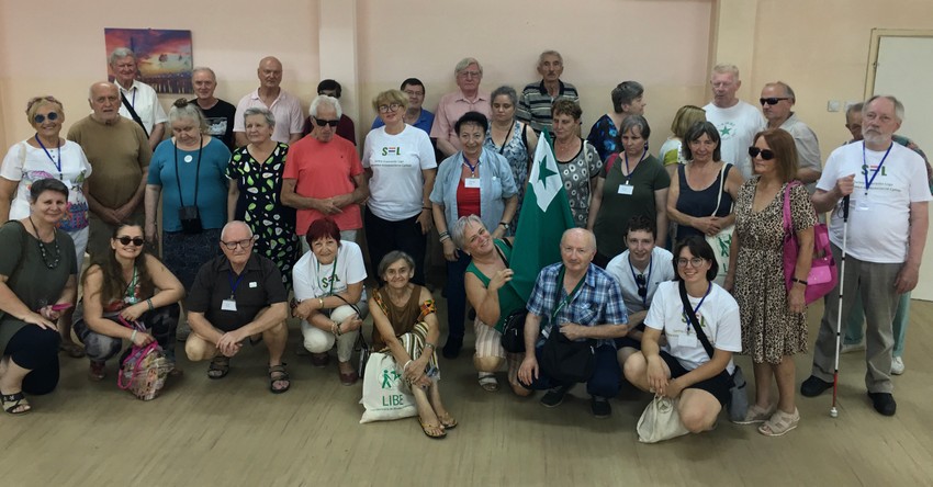 Grupna fotografija učesnika u školi za učenike oštećenog vida "Veljko Ramadanović"
