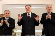 Jarosław Kaczyński, Jan Olszewski i Antoni Macierewicz podczas konferencji, 15 lat po upadku rządu Olszewskiego