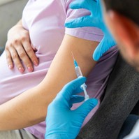 NNGYK: a kismamáknak javasolt a szamárköhögés elleni emlékeztető oltás