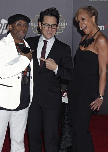 Spike Lee, Tonya Lewis Lee i reżyser 'Przebudzenia Mocy' J.J. Abrams