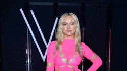 Osobliwa kreacja Natalii Nykiel. Projektant mody: Wygląda jak ser przeciskany przez praskę [FOTO]