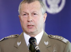 Generał Gągor: Polaków w Ghazni jest za mało