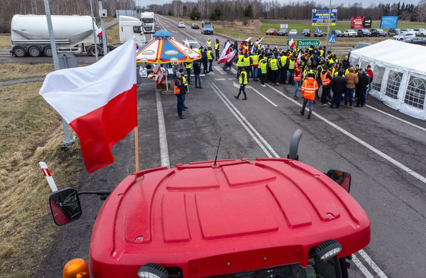 Blokada przez rolników przejścia granicznego z Ukrainą w Dorohusku