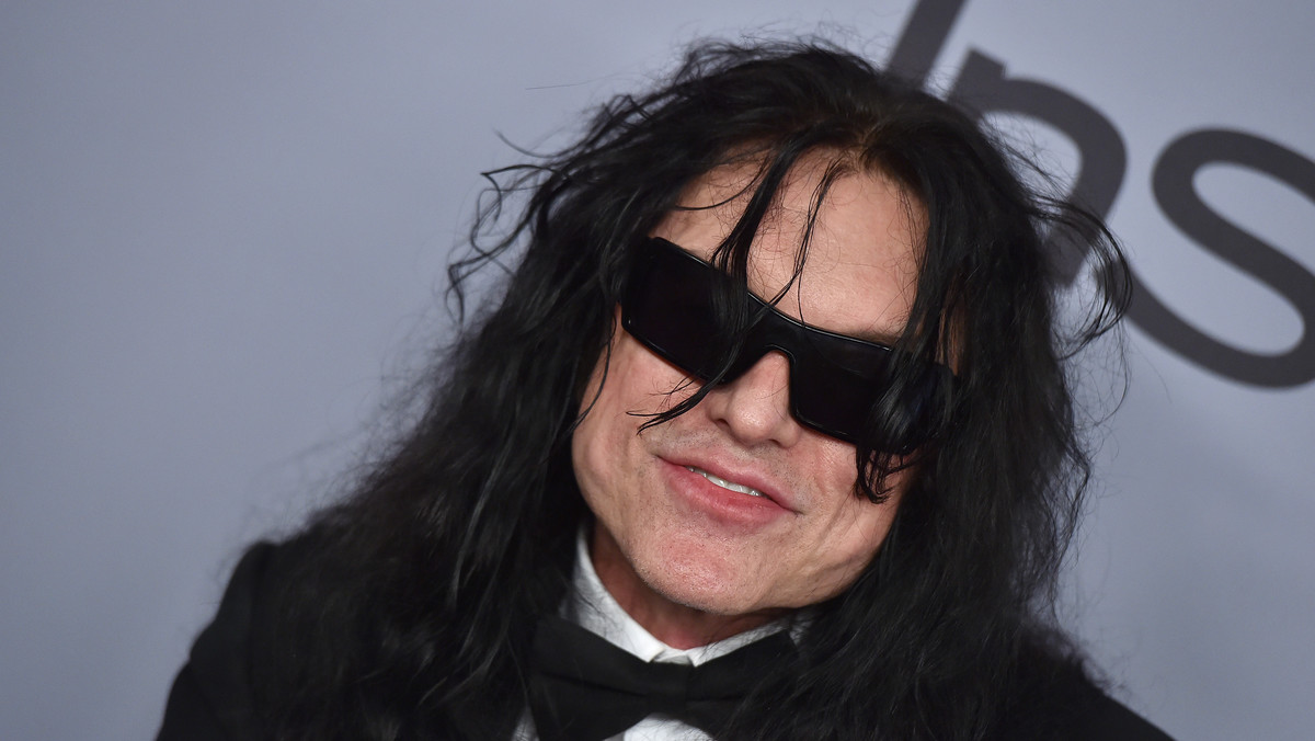 Tommy Wiseau, twórca kultowego "The Room", pracuje nad nowym dziełem - pierwszym od niesławnego filmu klasy B z 2003 roku. "Big Shark" opowie o rekinie terroryzującym Nowy Orlean.