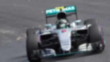 GP Austrii: Nico Rosberg najszybszy w deszczowym treningu