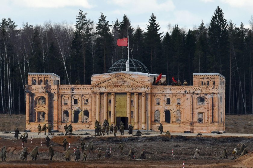 Rosjanie znów szturmują Reichstag