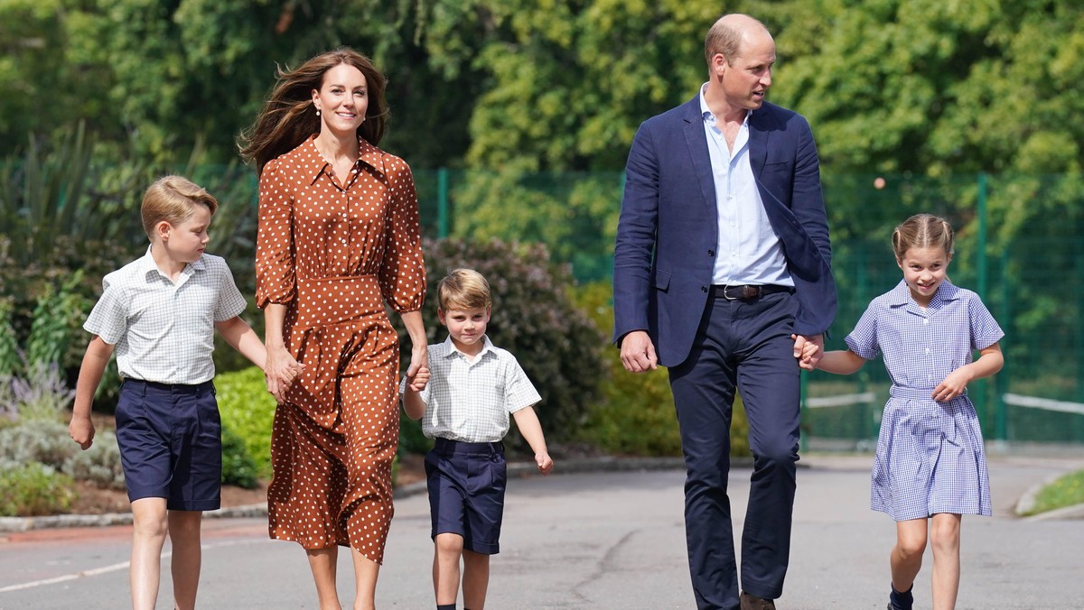 Księżna Kate i książę William z dziećmi: George’em, Louisem i Charlotte.