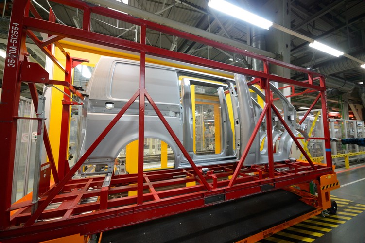 Na teren o powierzchni 220 ha powstanie dział budowy karoserii, lakiernia oraz dział montażu. Szacowana wartość całej inwestycji to około 3,3 mld zł. <br>
Spawalnia nadwozi fabryki Volkswagen Poznań Sp. z o.o. w Poznaniu - Antoninku.<br><br>(jk/mr) PAP/Jakub Kaczmarczyk