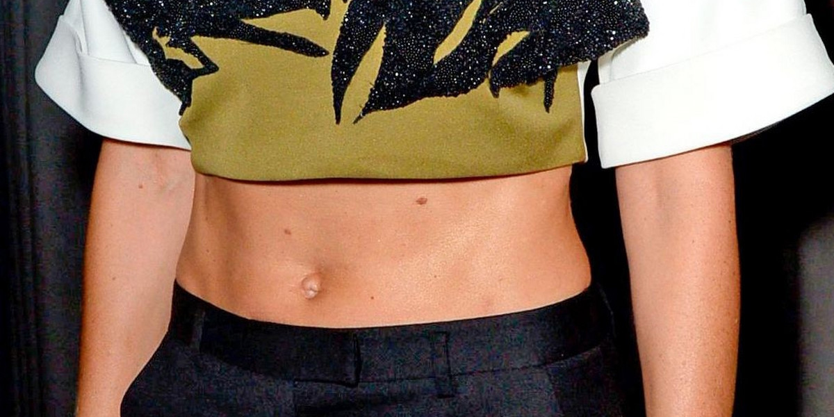Gwyneth w sportowej bluzie pokazała brzuch